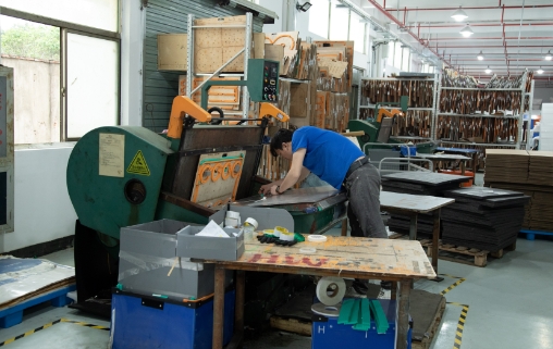 中空板模切機(jī)