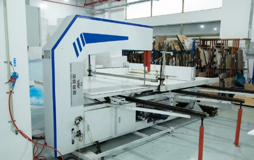 eva泡棉裁板機(jī)